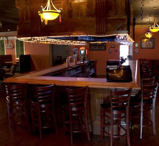 Hanover Hotel&Banquet Center Restaurant photo