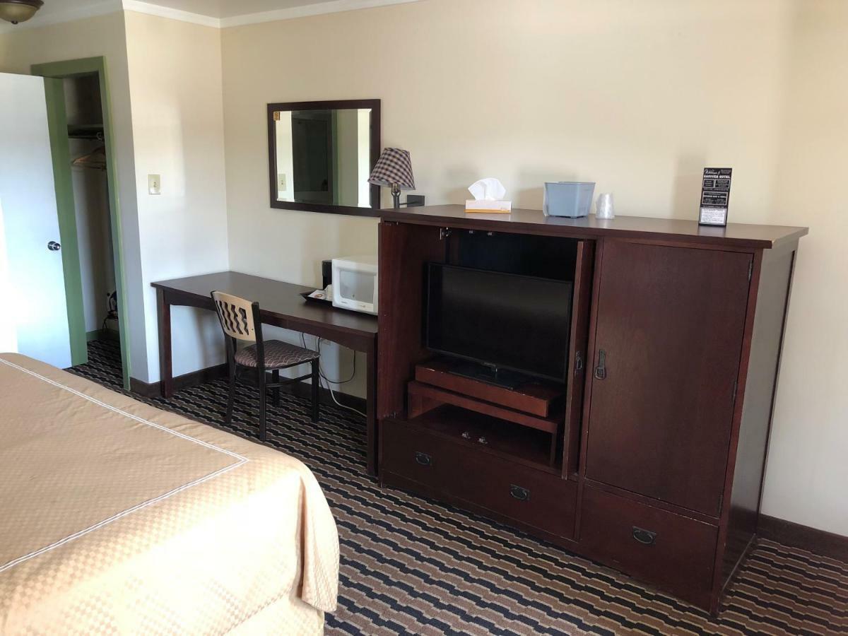 Hanover Hotel&Banquet Center Extérieur photo